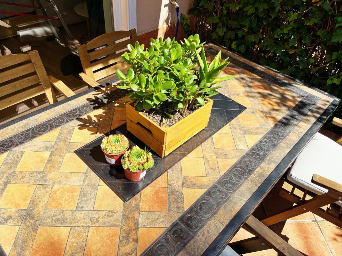 Cheerful Townhouse Center Sitges 5 Bedrooms Pool And Terrace Exterior photo